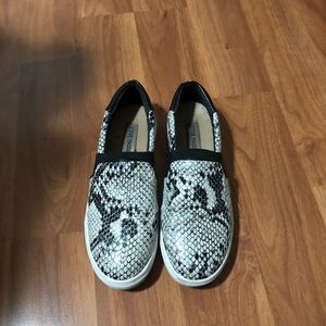 Steve Madden snake print slip ons
